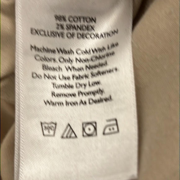 Eddie Bauer ladies shorts - Picture 4 of 4